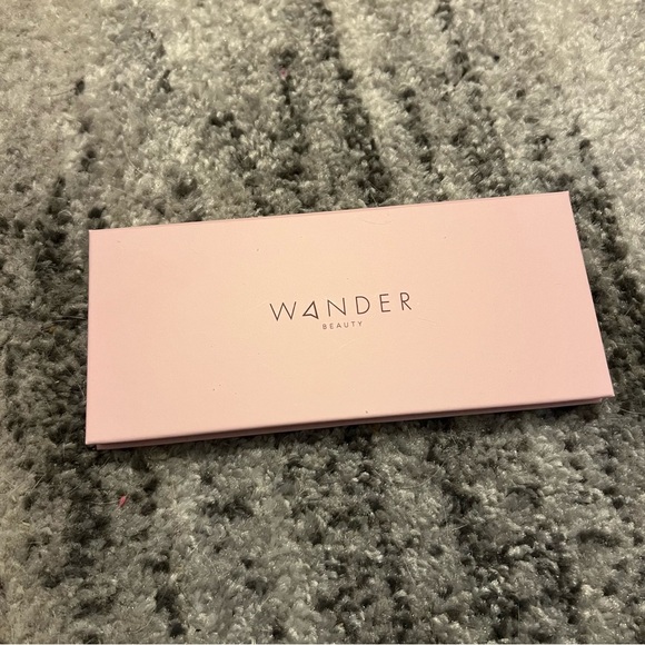 Wander Beauty Trailblazer Eyeshadow Palette NEW - Picture 5 of 6